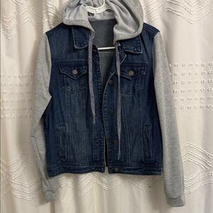 Excellent Denim Jacket with Gray Hoodie - Medium